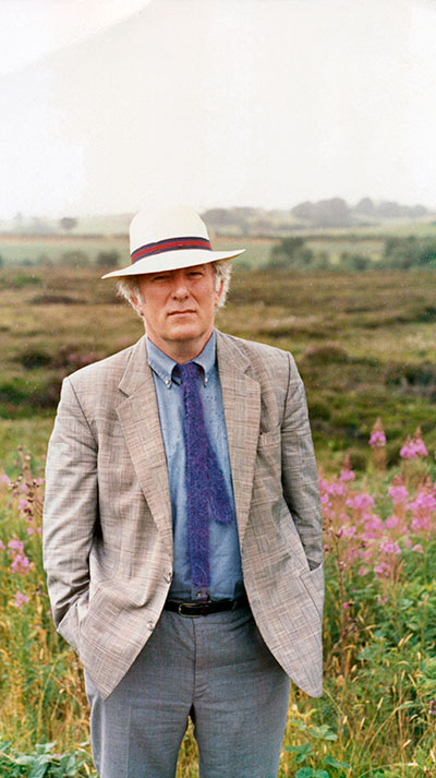 heaney-in-white-hat-in-bogcropped.jpg